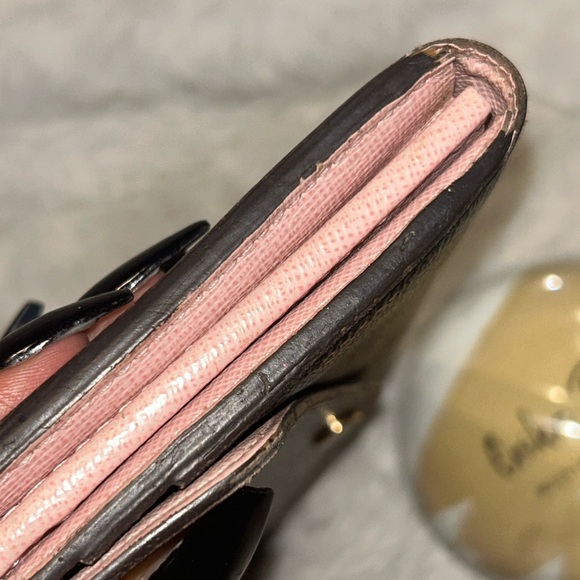 Louis Vuitton Damier Ebene Sarah Wallet - Picture 16 of 16